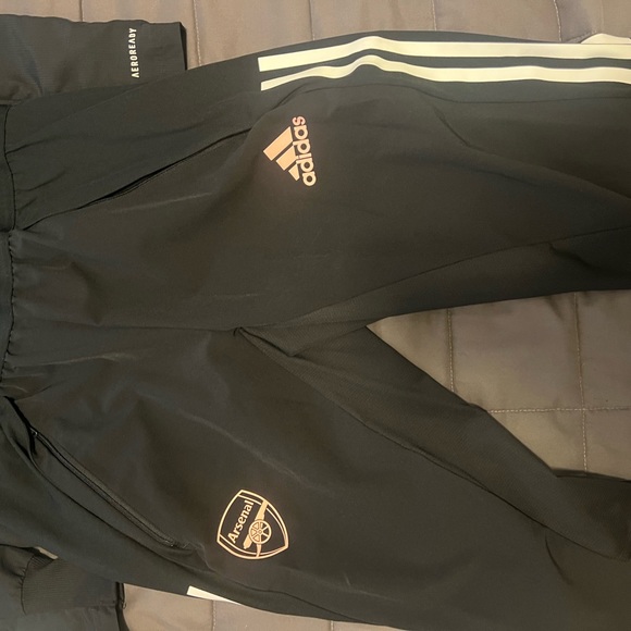 ARSENAL 21/22 ADIDAS MENS TRACKSUIT - Picture 4 of 4